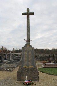 Nuillé sur Ouette-cimetière (6)