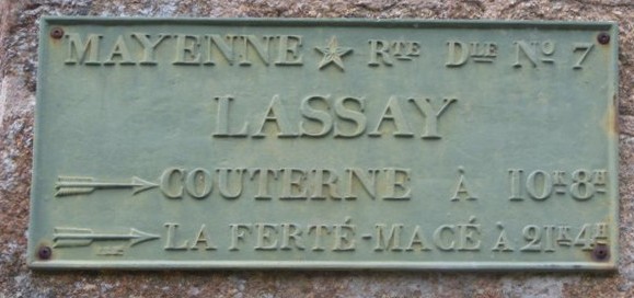 Lassay les Châteaux, 1 rue du Champ de Foire